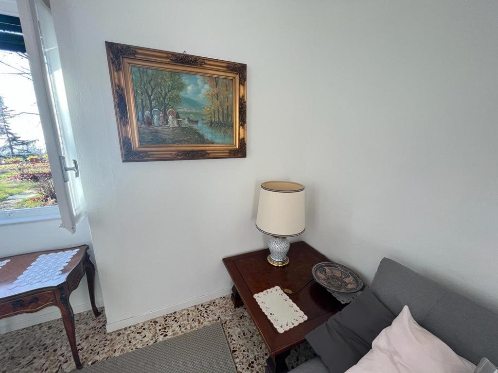 Casa Vacanze Le Violette Villa Brunate Exteriör bild