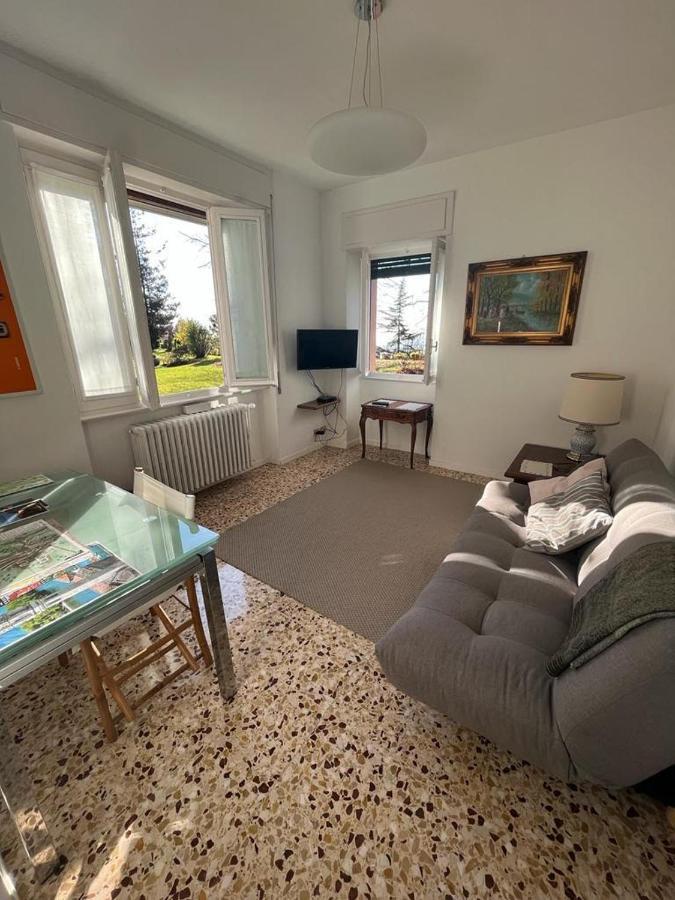 Casa Vacanze Le Violette Villa Brunate Exteriör bild