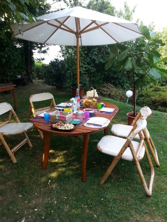 Casa Vacanze Le Violette Villa Brunate Exteriör bild